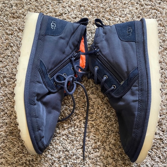 Mens uggs - Picture 2 of 5